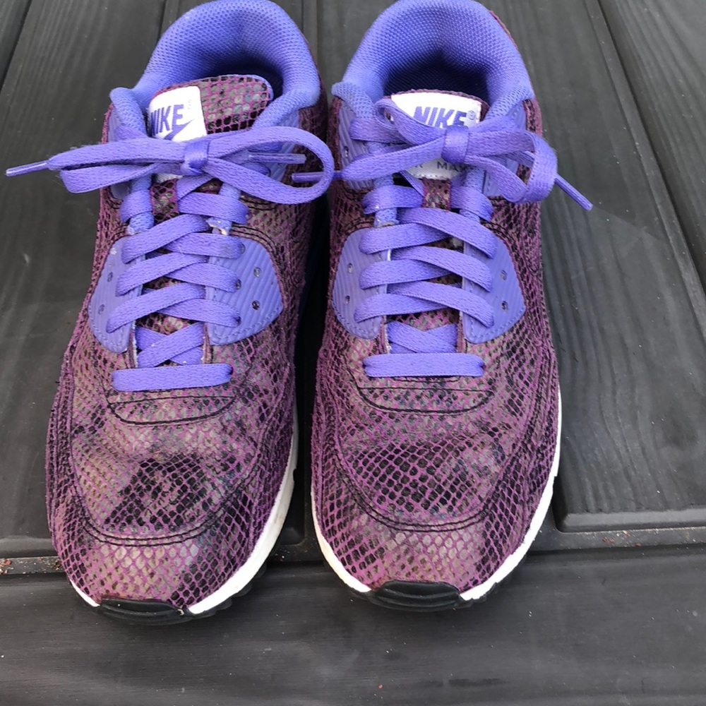 Custom Nike ID purple snakeskin Airmax